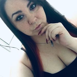 Meet your Posher, Eyvonne